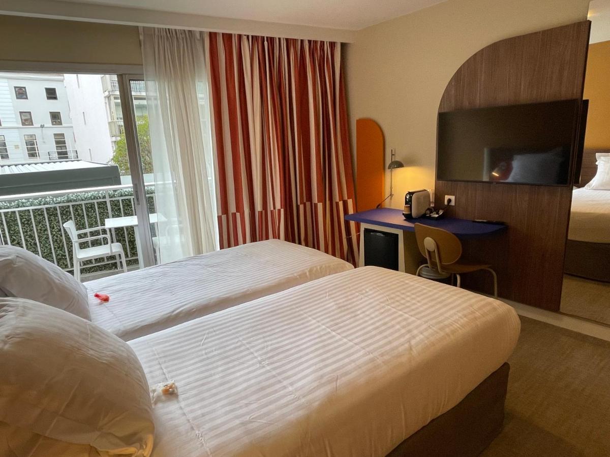 Prestige Twin Room,1365130139:JPEG
